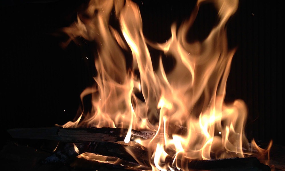 cheminee feu de bois