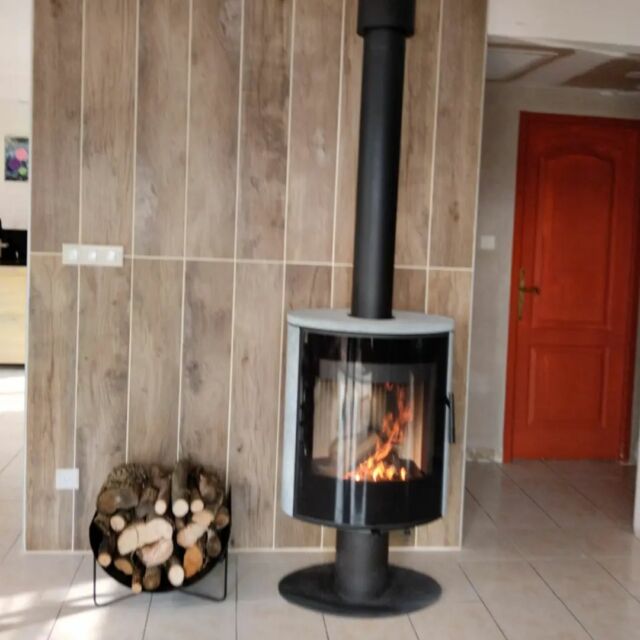 Poêle à bois Solveig Optima Pod, Céramique, 6 kW